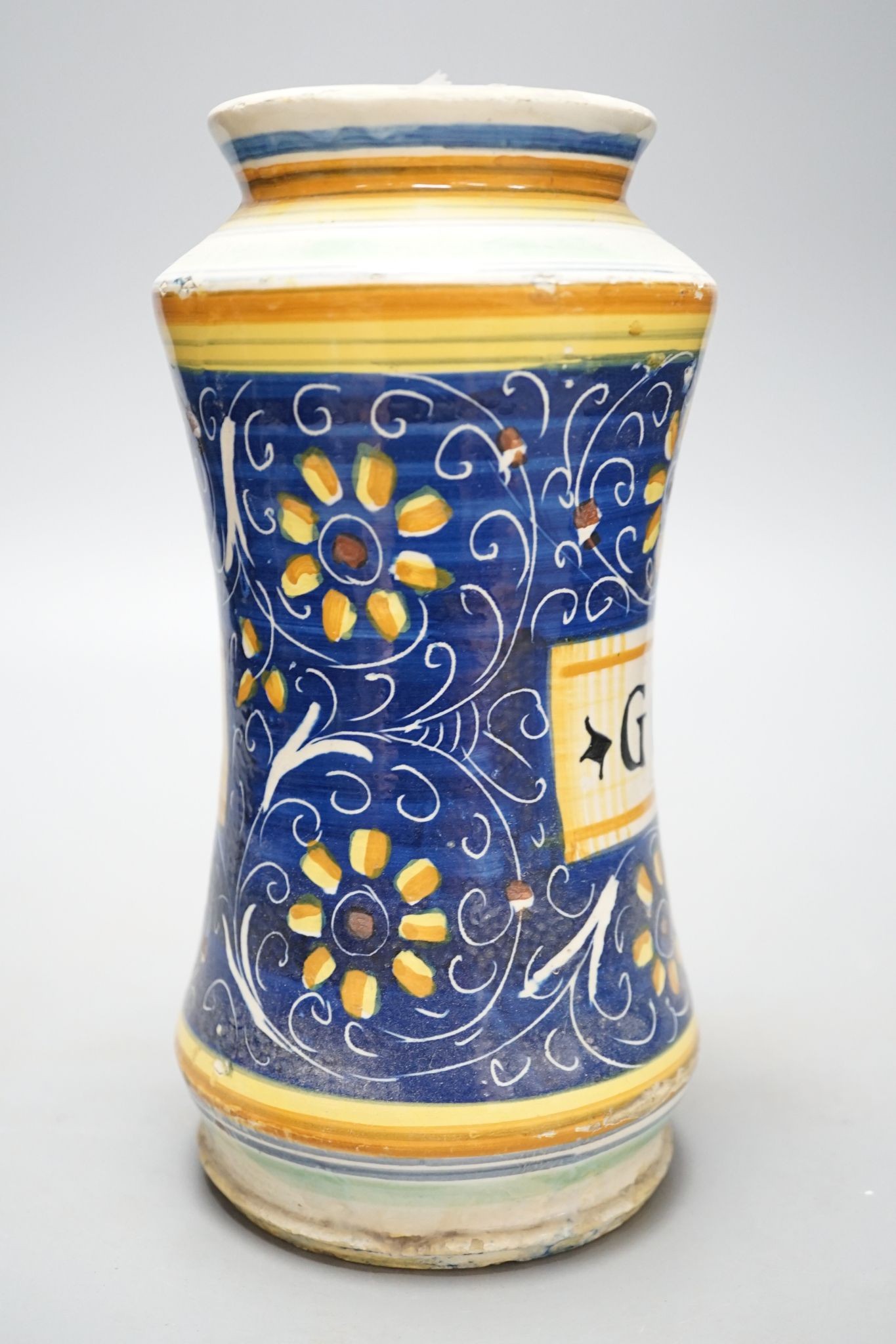 An 18th/ 19th century Italian maiolica ‘GOMEDERA’ albarello, 22.5cm